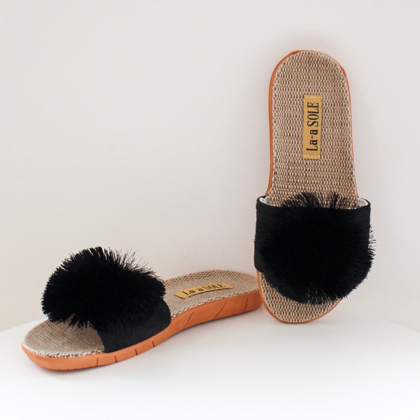 POM POM SLIDES -