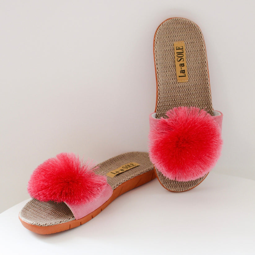 POM POM SLIDES -