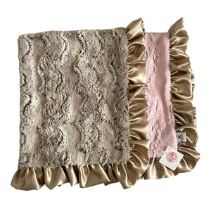 ROCKIN ROYALTY BLANKET-LUXE RABBIT BLUSH