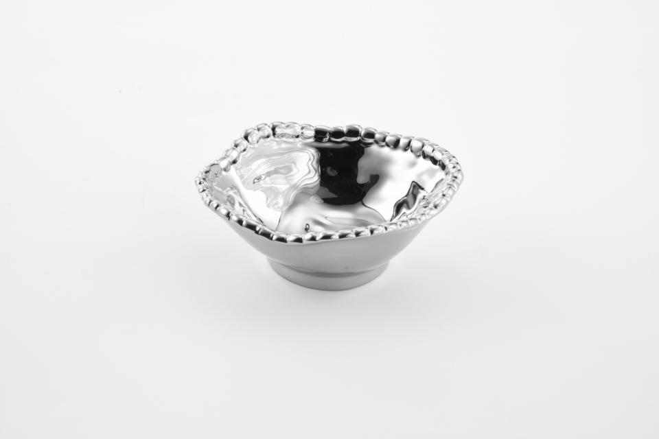 PAMPA BAY SILVER ROUND SNACK BOWL