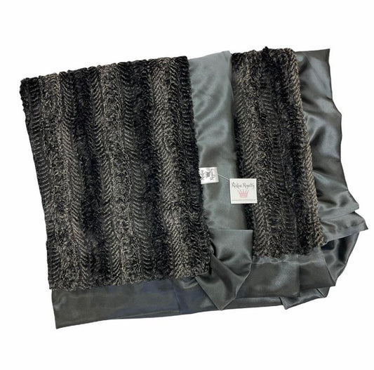 ROCKIN ROYALTY /SMOKEY CHARCOAL BLANKET