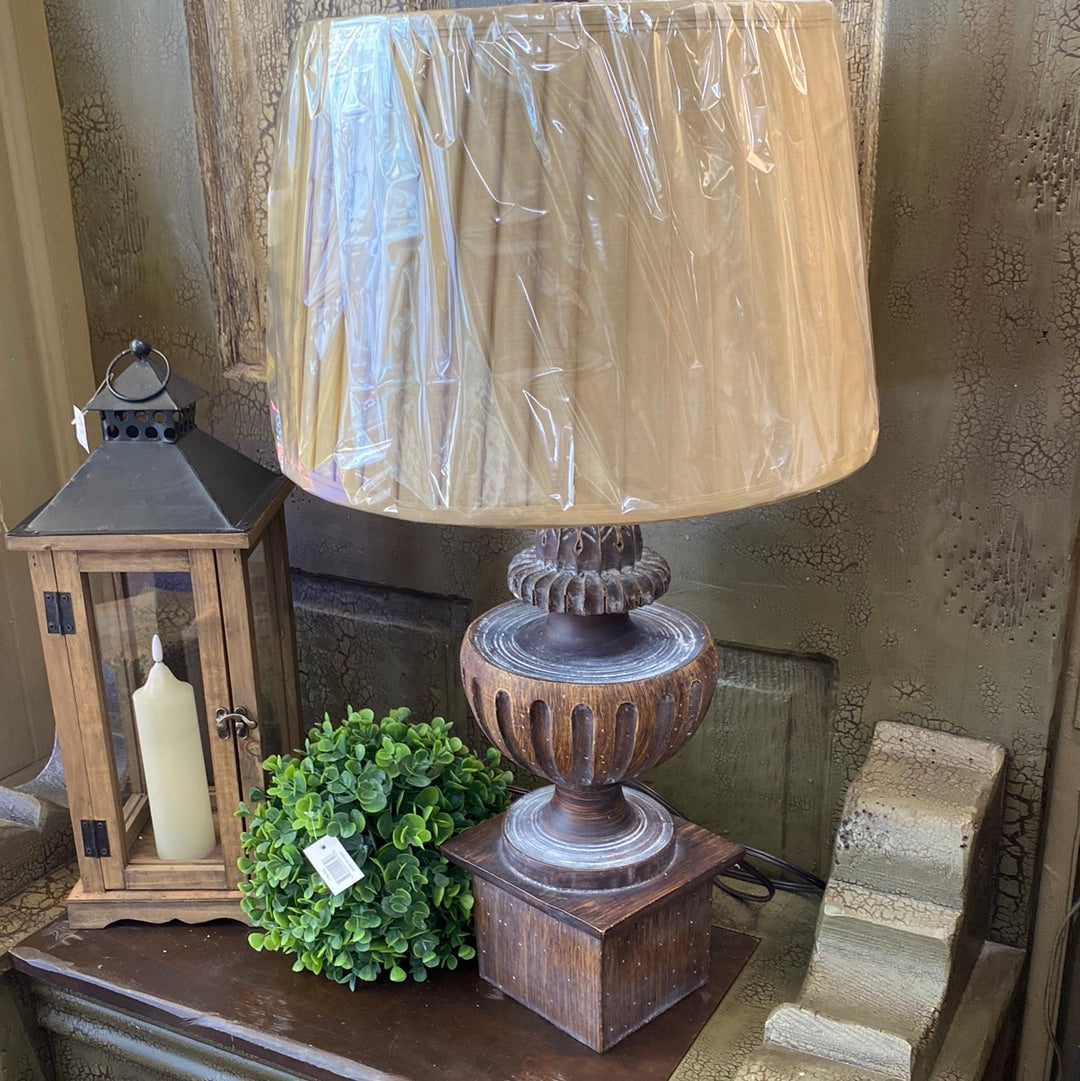 NEWEL POST LAMP