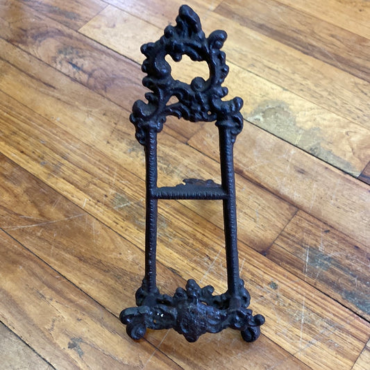 SMALL WROUGHT IRON EASEL