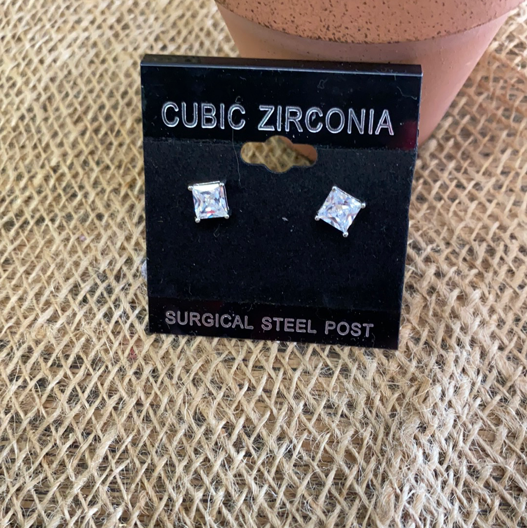 SQUARE CUBIC ZIRCONIA/SMALL
