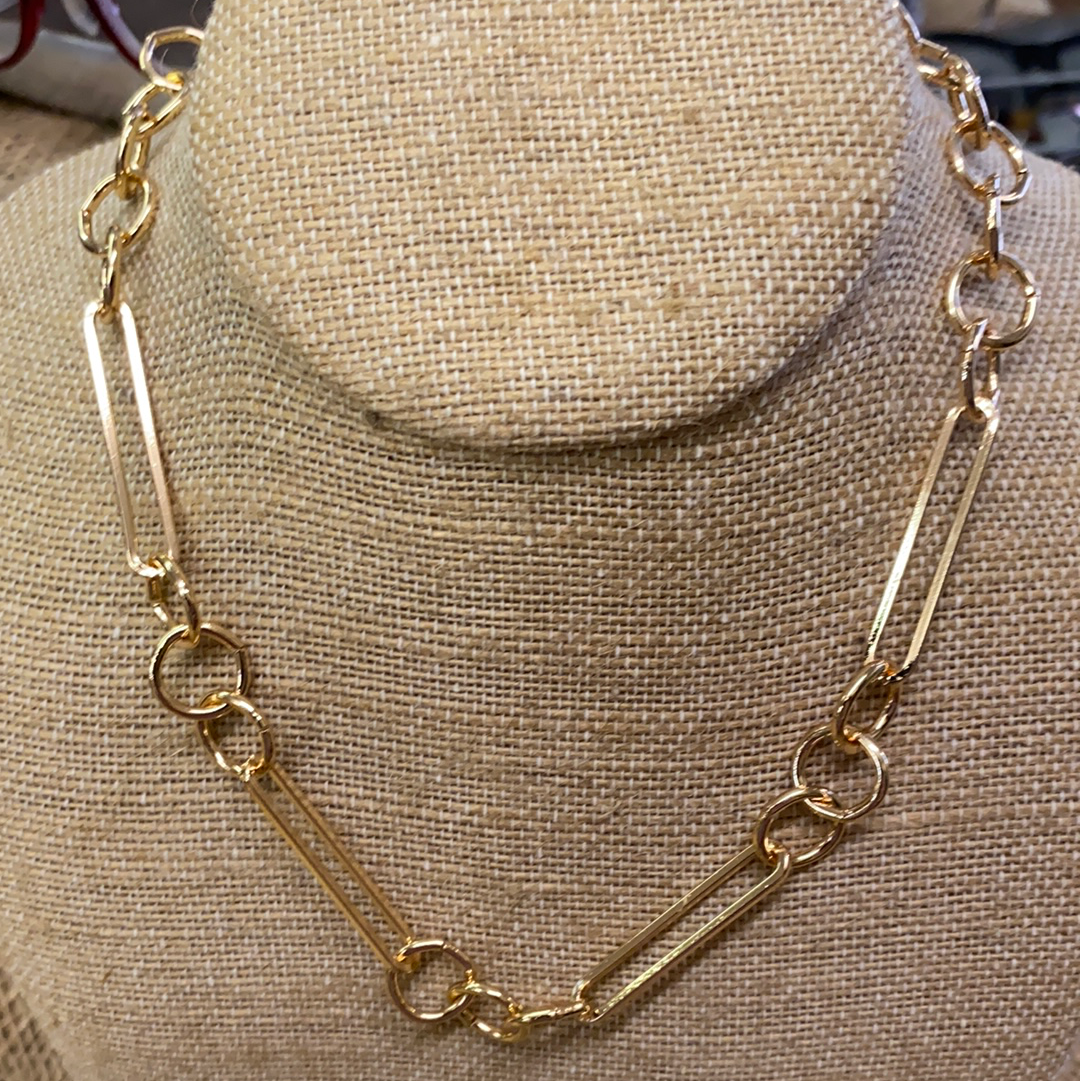 GARDEN PARTY GOLD CHAIN NECKLACE