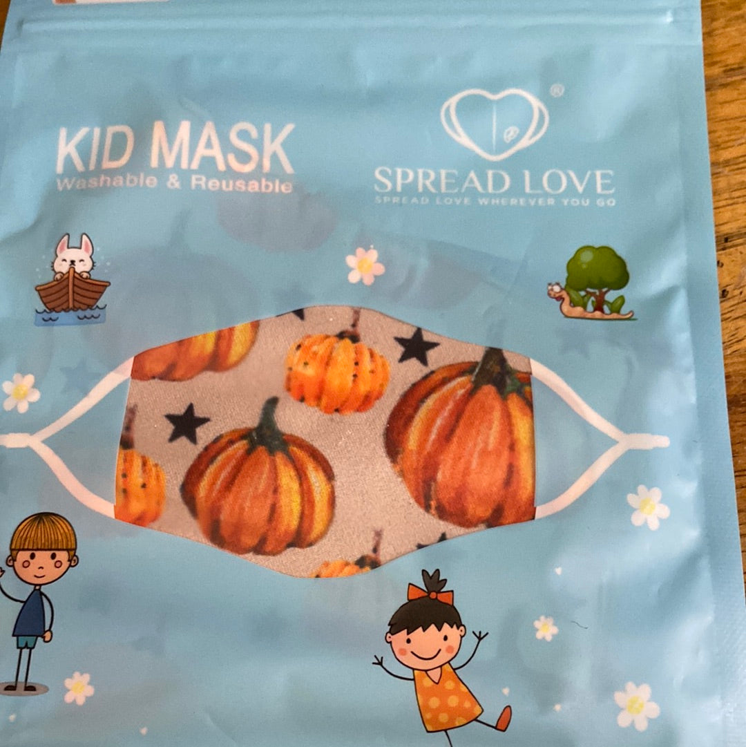 KIDS SPREAD THE LOVE MASK HALLOWEEN