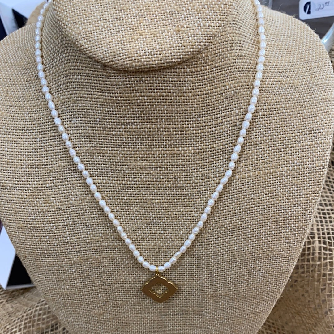 GENUINE PEARL NECKLACE