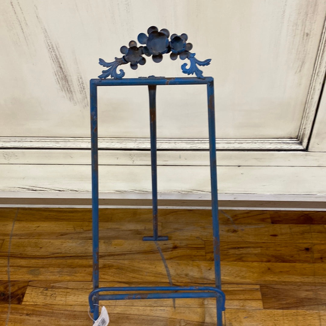 LARGE TABLE EASEL W/FLOWER