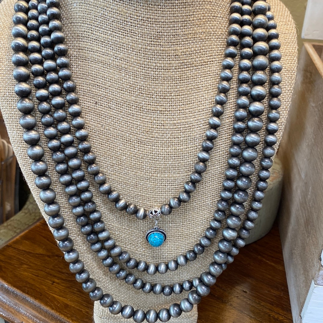 24" NAVAJO NECKLACE4 STRANDS W/SMALL TUR